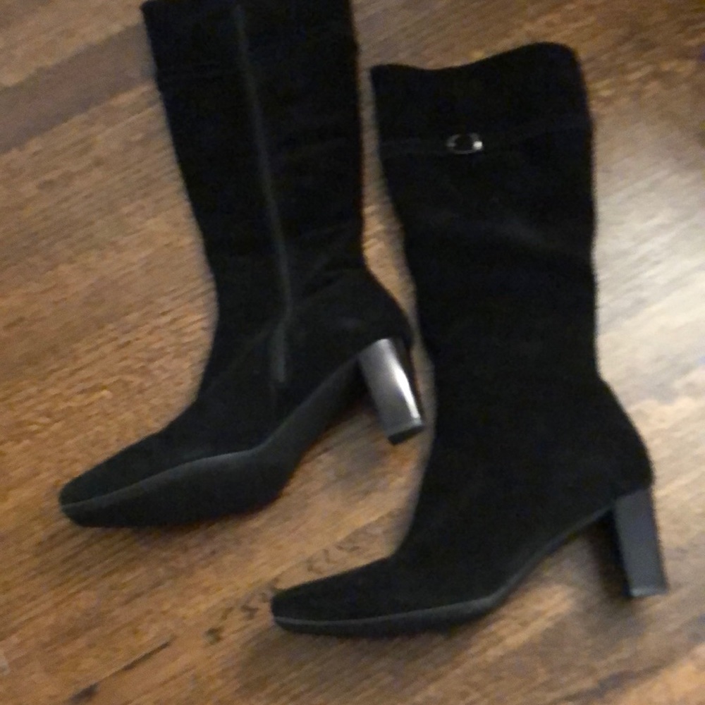 La Canadienne black suede boots - Picture 2 of 3